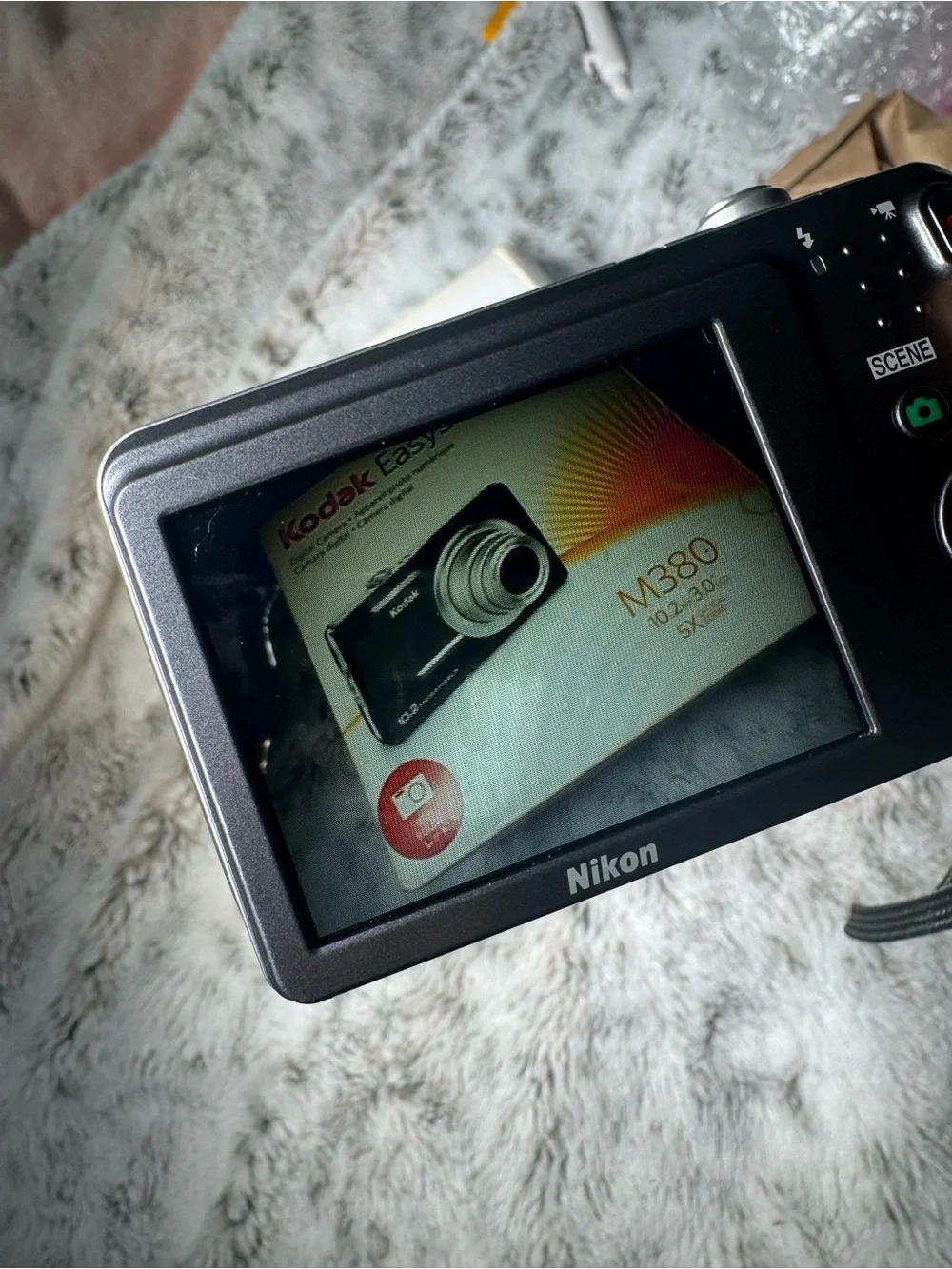 Nikon COOLPIX S3700 20.1MP Silver Camera 8x Zoom  TESTED